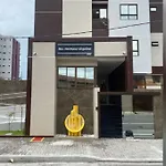 Lindo E Perto Do Mar
